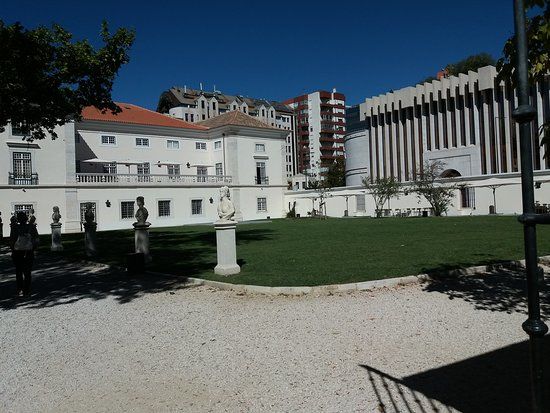 Biblioteca Palacio Galveias